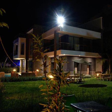 La Perle de l'Ourika Hotel Buitenkant foto